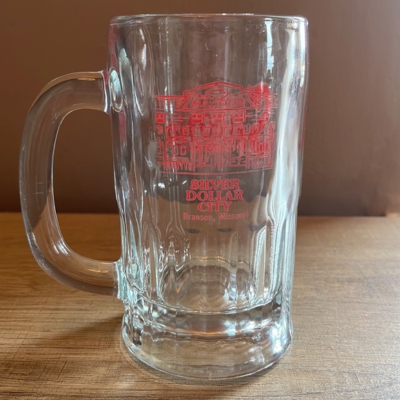 Vintage Silver Dollar Saloon Show Beer Mug - Picture 3 of 5